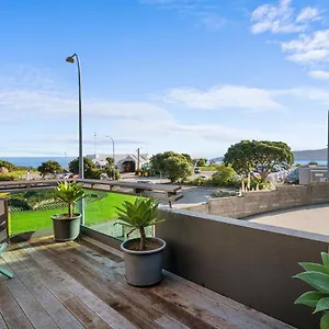 Apartment 4a - By The, Paraparaumu